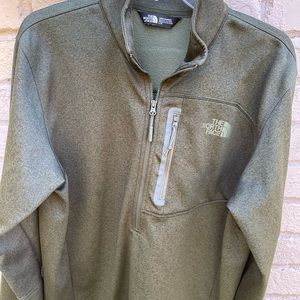 The North Face 1/4 Zip Size Large